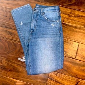 American eagle mom jeans